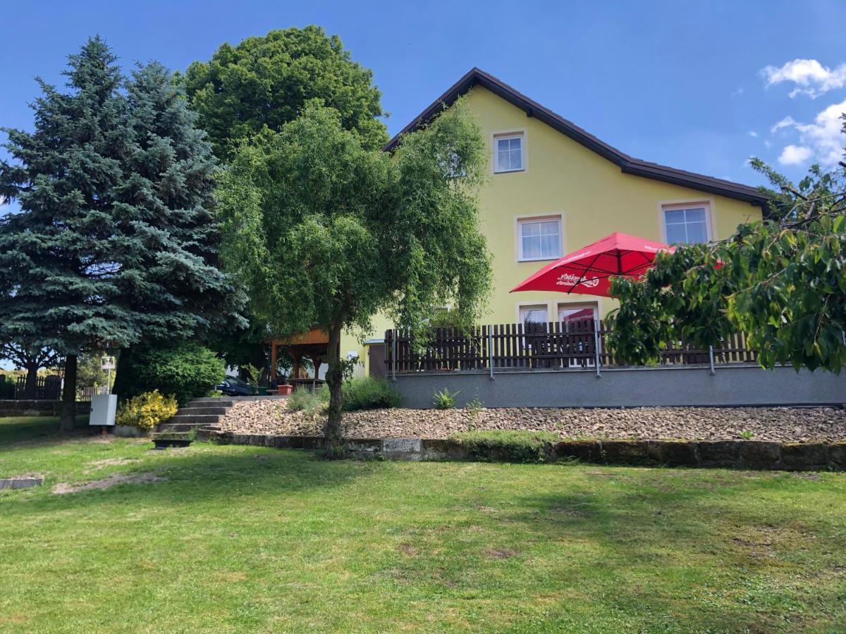Pension U Rytire Janov Esterno foto